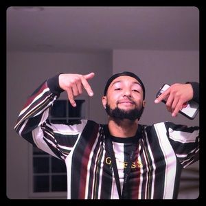 Meet your Posher, Jaron